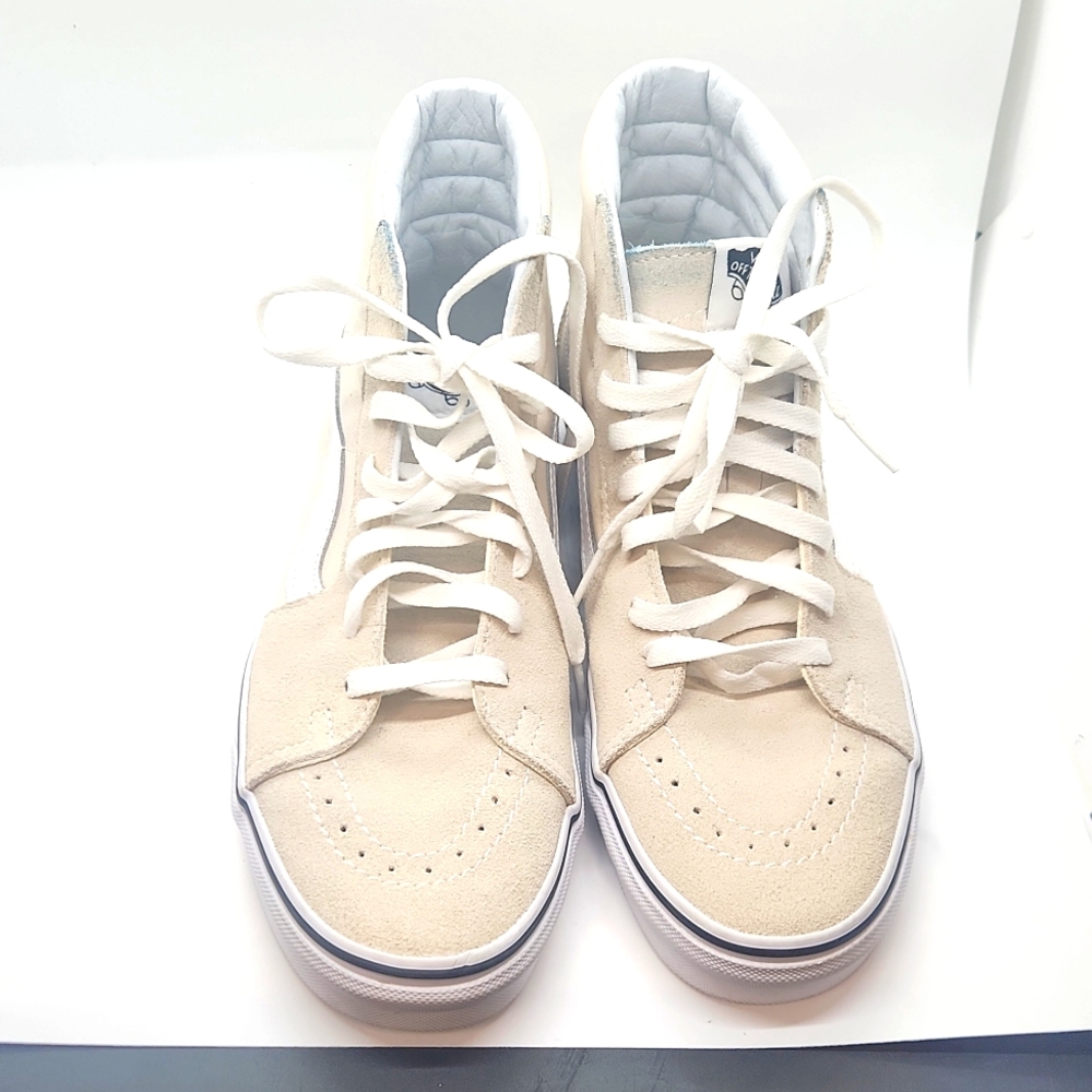 Vans - Picture 2 of 7